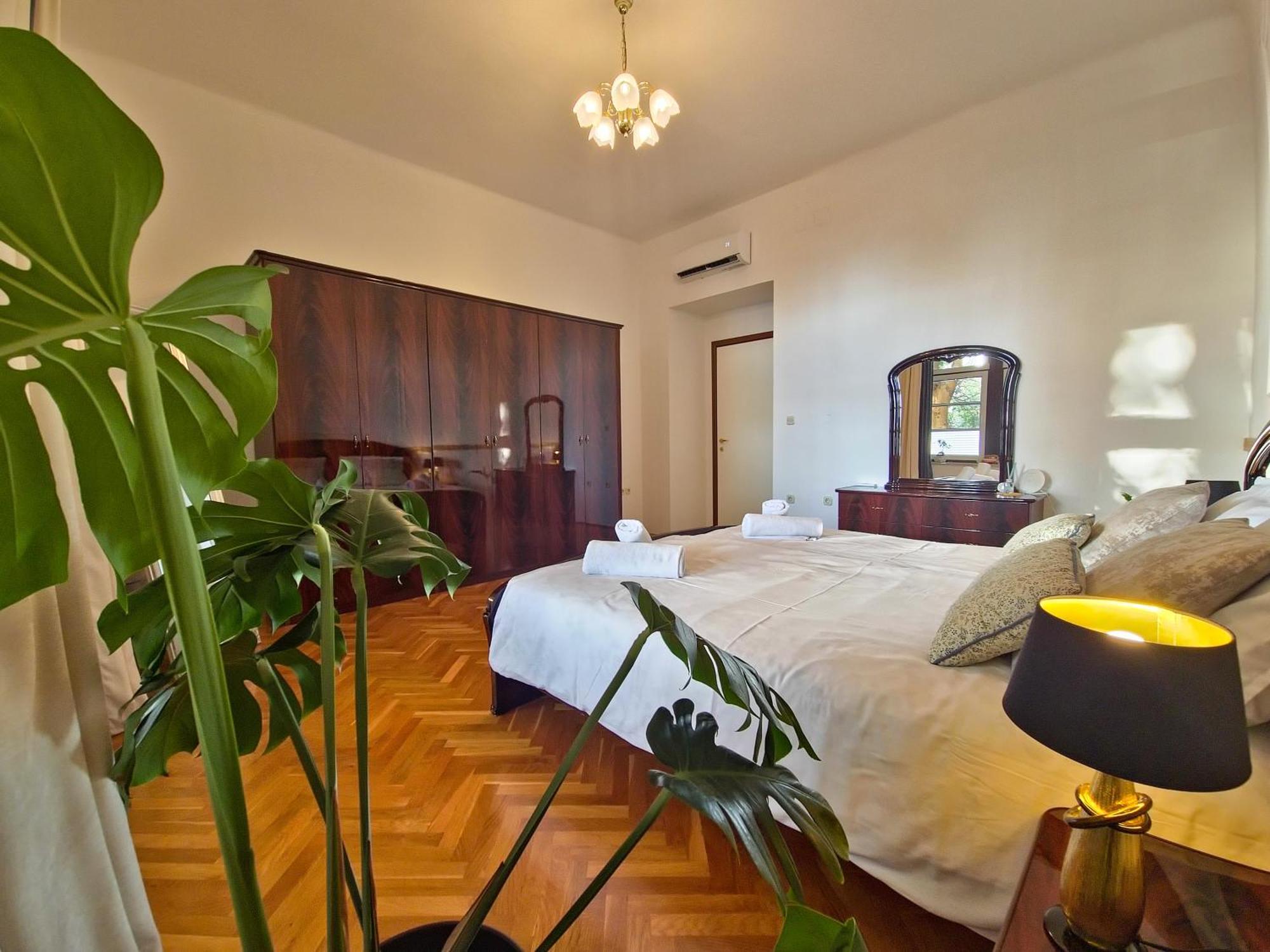 Villa Muenz Apartment Franz Pula Bagian luar foto